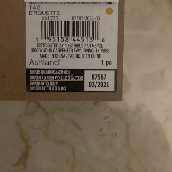 Ashland Accents 8 Monogrammed Wood Tabletop Fall Foliage Tag By